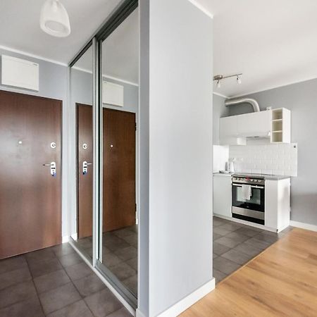Metro Mlynow Silver Apartment Warschau Exterior foto
