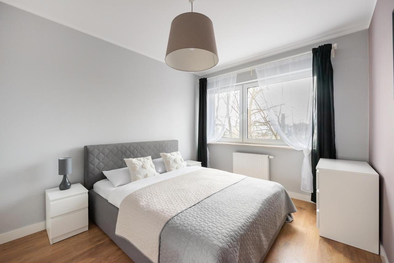 Metro Mlynow Silver Apartment Warschau Exterior foto